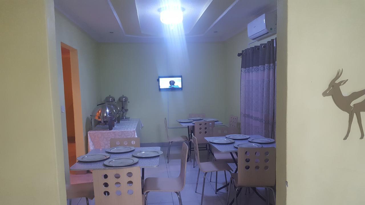 Mathlyn Guest House Francistown Luaran gambar